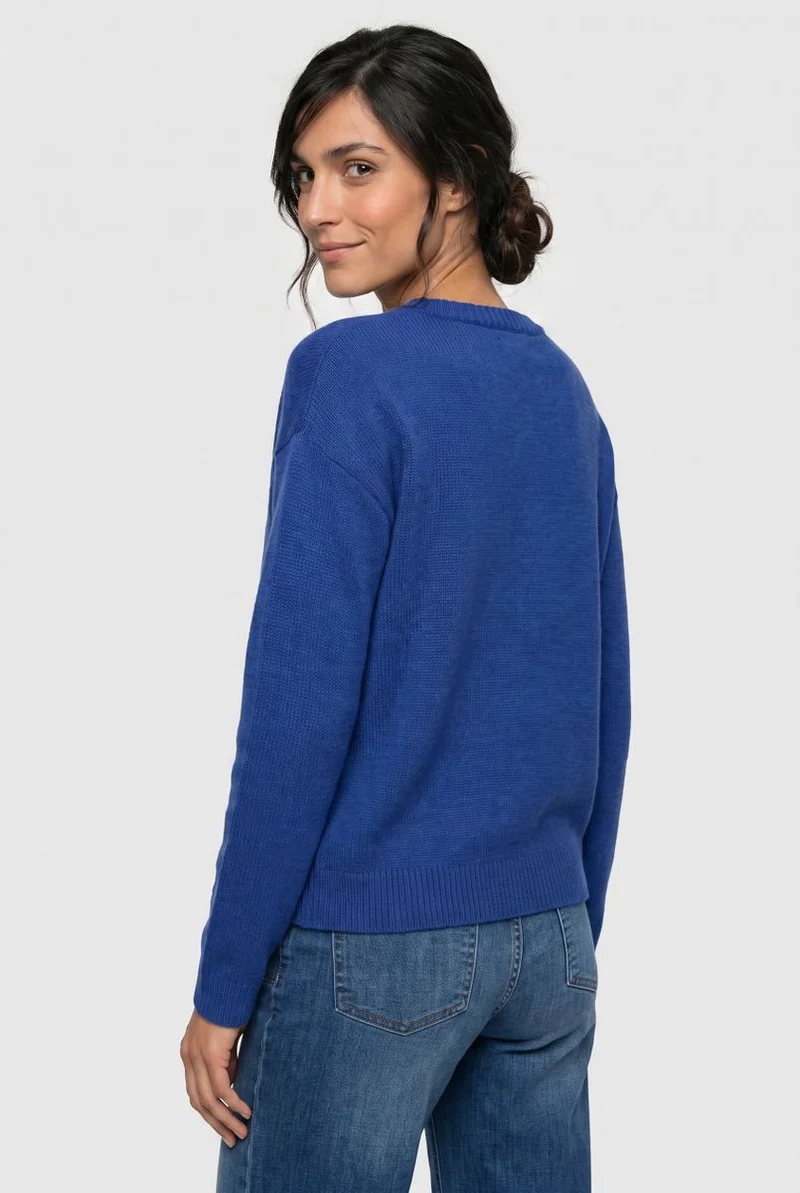 Pullover Long Sleeves