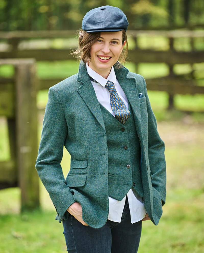 Harris Tweed Blazer "Carola" in bright Shadow