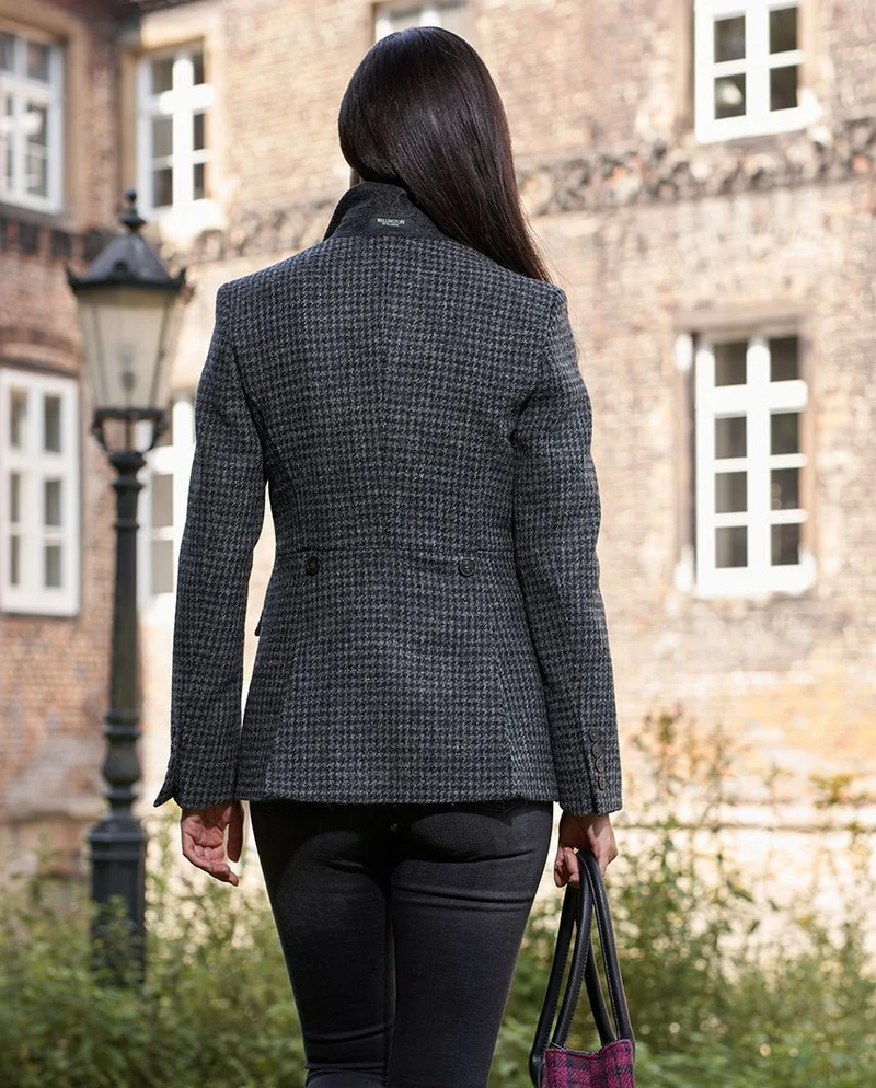 Harris Tweed Blazer "Carola" in black Houndstooth