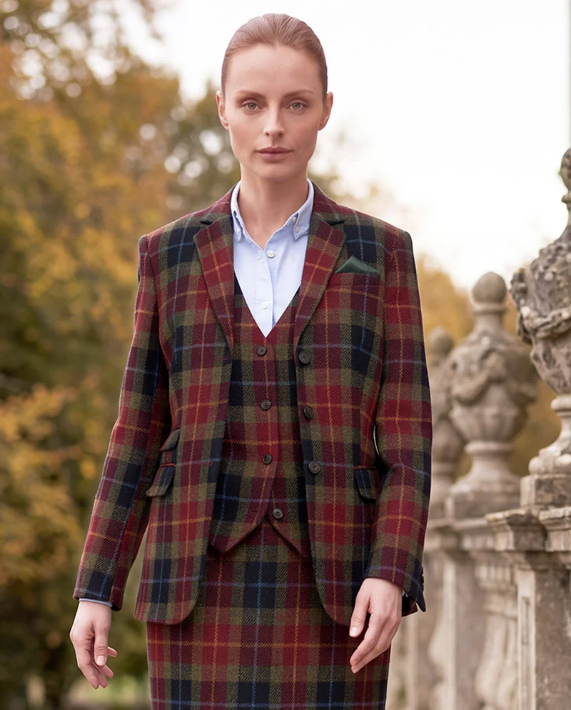 Harris Tweed Blazer "Carola" in Check of Island
