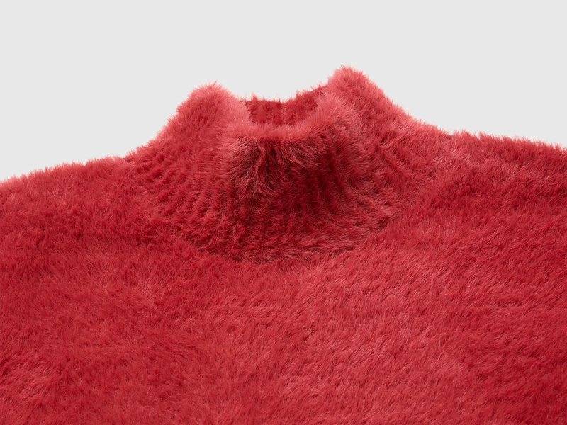 Gestrickt aus flauschigem Garn