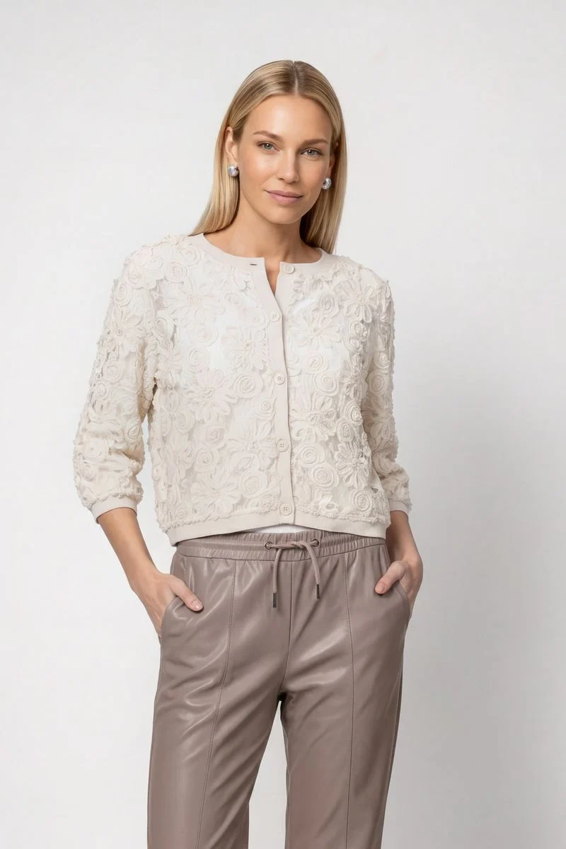 Strickjacke mit Blumenmuster