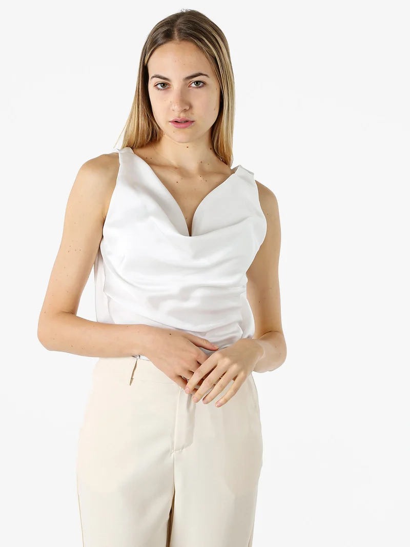 Top donna effetto raso con scollo a cascata - bianco