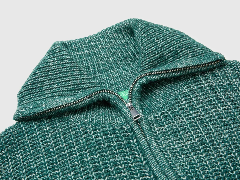 Mélange-Pullover mit Stehkragen und halbem Reißverschluss