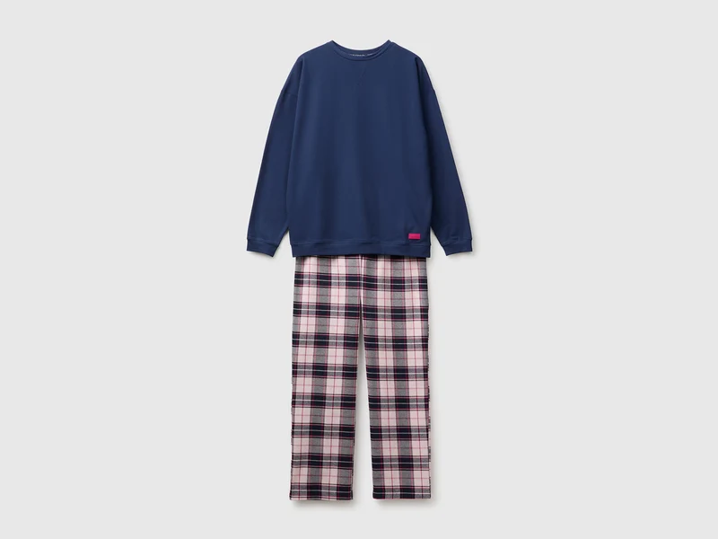 Pyjama mit Sweatshirt