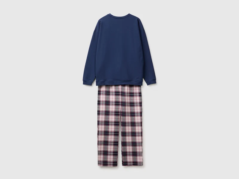 Pyjama mit Sweatshirt