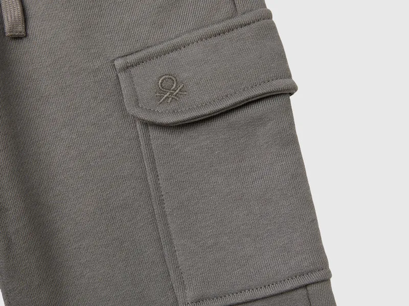 Cargohose aus Sweatstoff