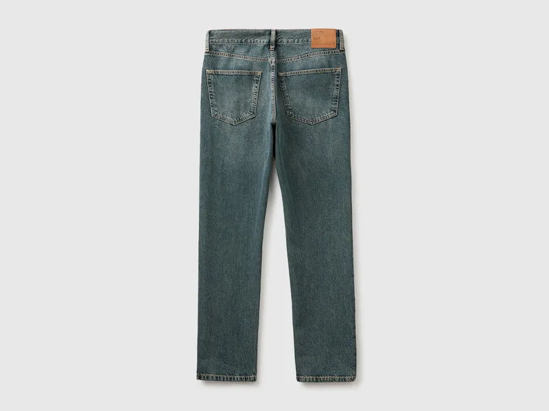 Jeans in regulärer Passform, 100 % Baumwolle