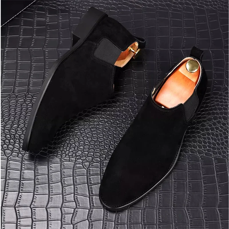 Elegant Suede Chelsea Boots