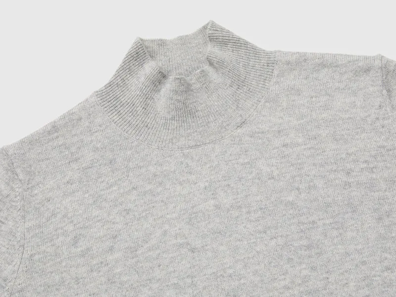Kurzärmeliger Rollkragenpullover