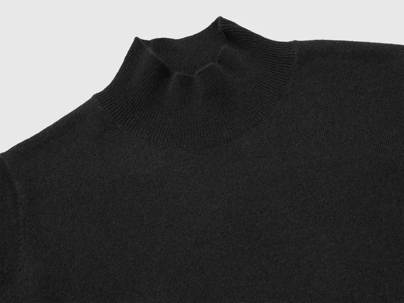 Kurzärmeliger Rollkragenpullover