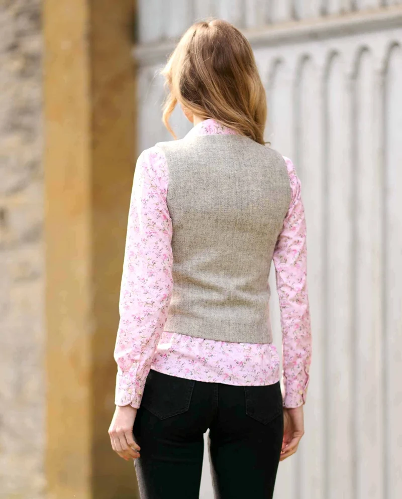 Harris Tweed Weste "Lea" in light grey