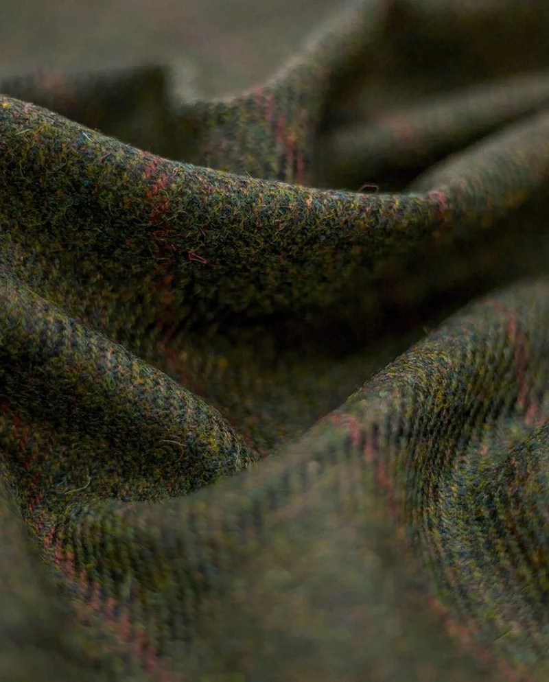Harris Tweed Weste "Wales" in green Overcheck