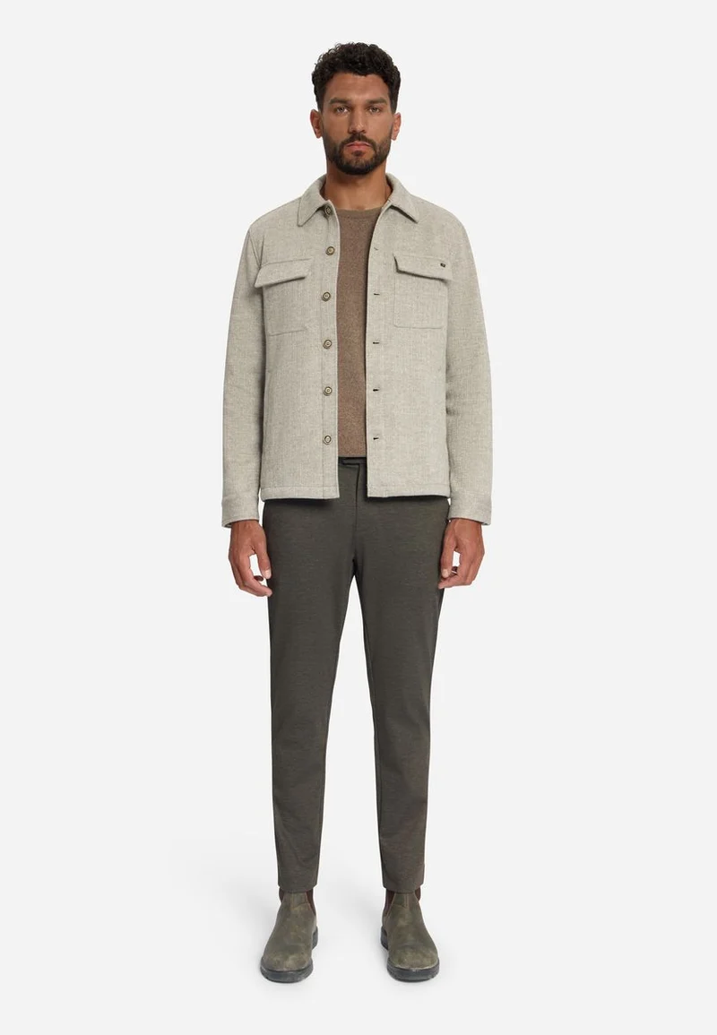 Overshirt Full Button Solid Jacquard Stripe Bottom and Chest Pockets