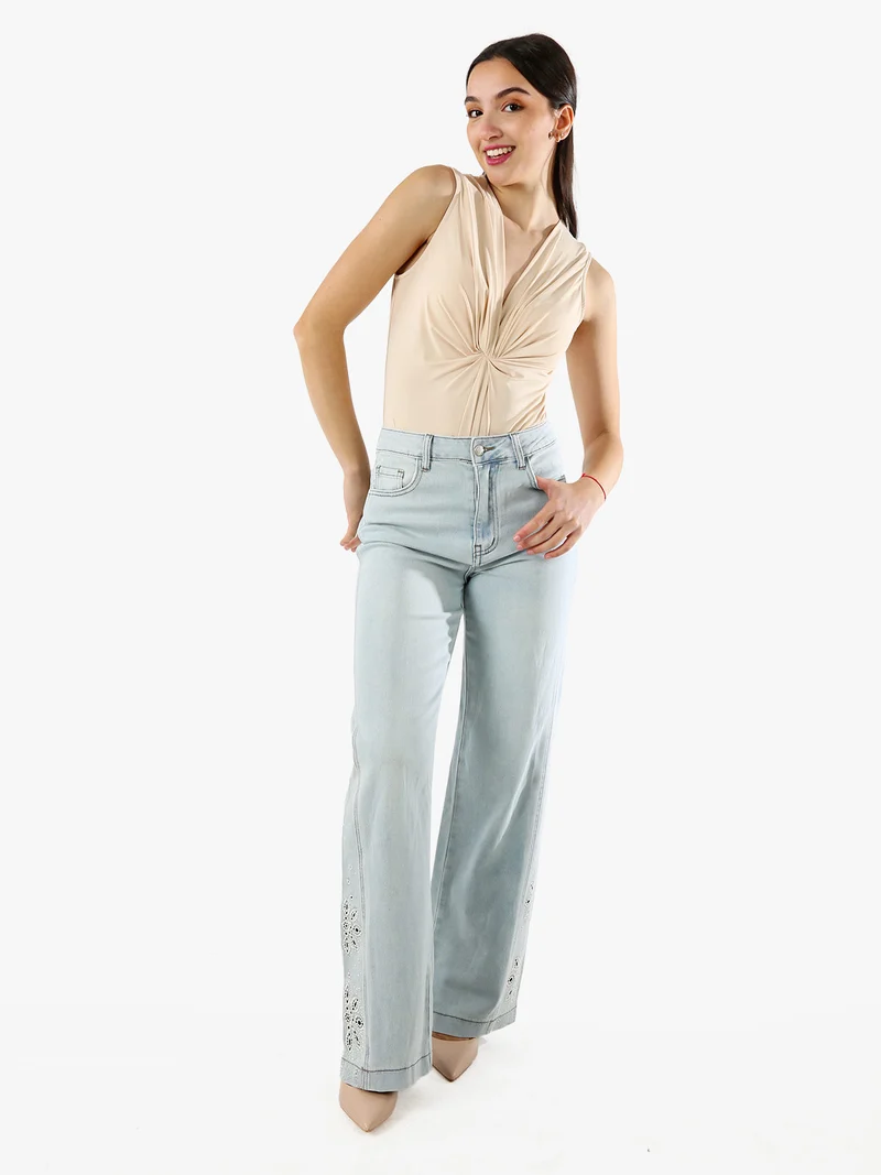 Body donna smanicato con scollo a V - beige