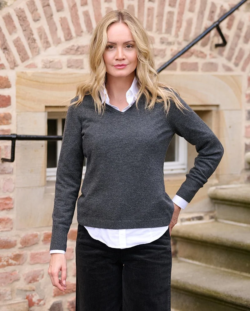 Damen Lambswool Pullover "Mary" in charcoal