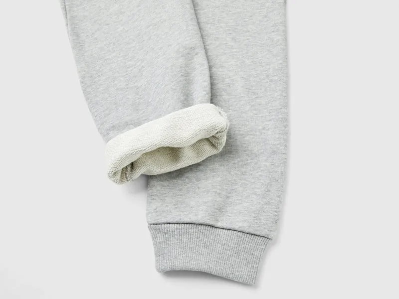 Joggers mit Tunnelzug
