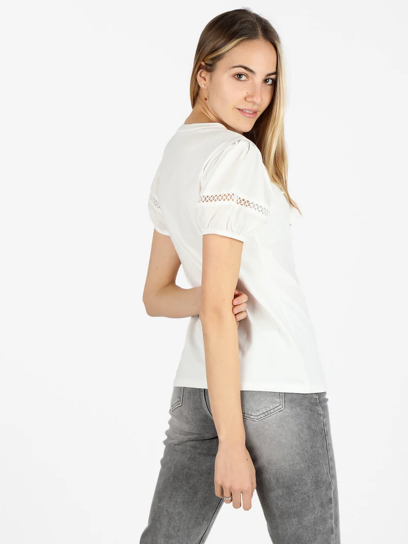 T-shirt donna con stampa cuore e pietre colorate - bianco