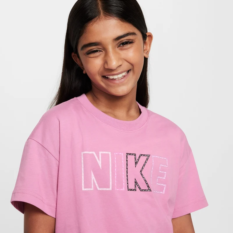 NIKE G NSW TEE ESSENTIAL AOP - Weiches Baumwollshirt