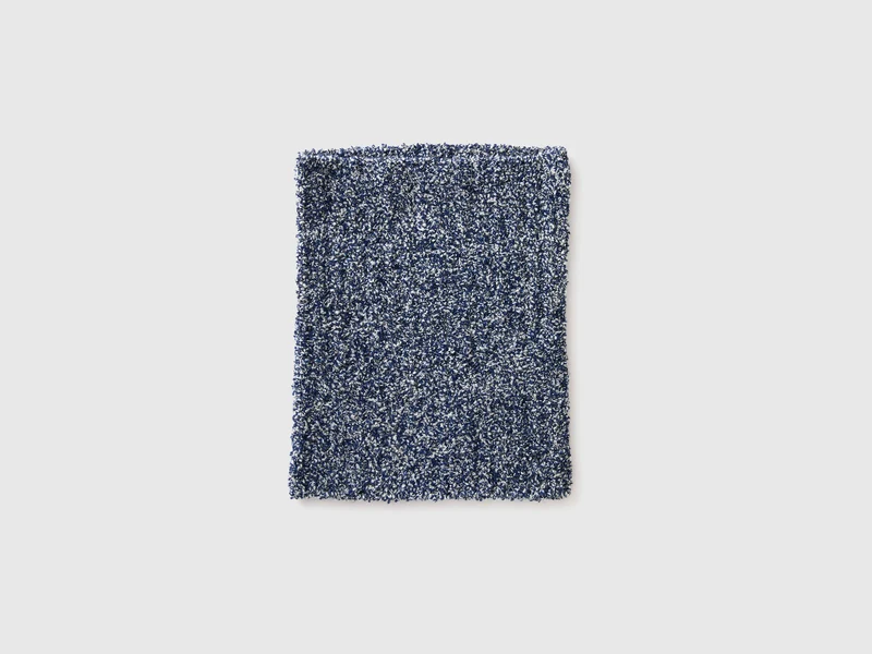 Loop-Schal aus Bouclé-Woll-Mix