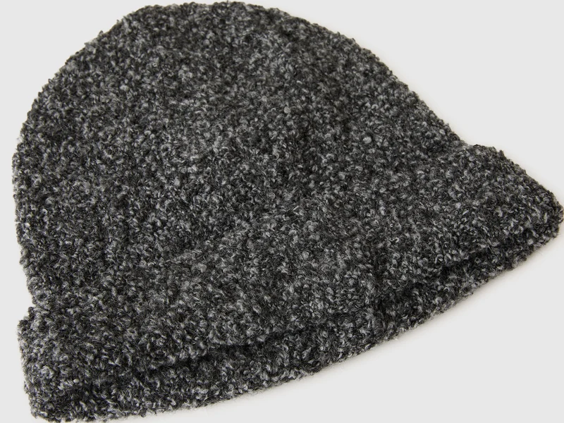Mütze aus Bouclé-Woll-Mix