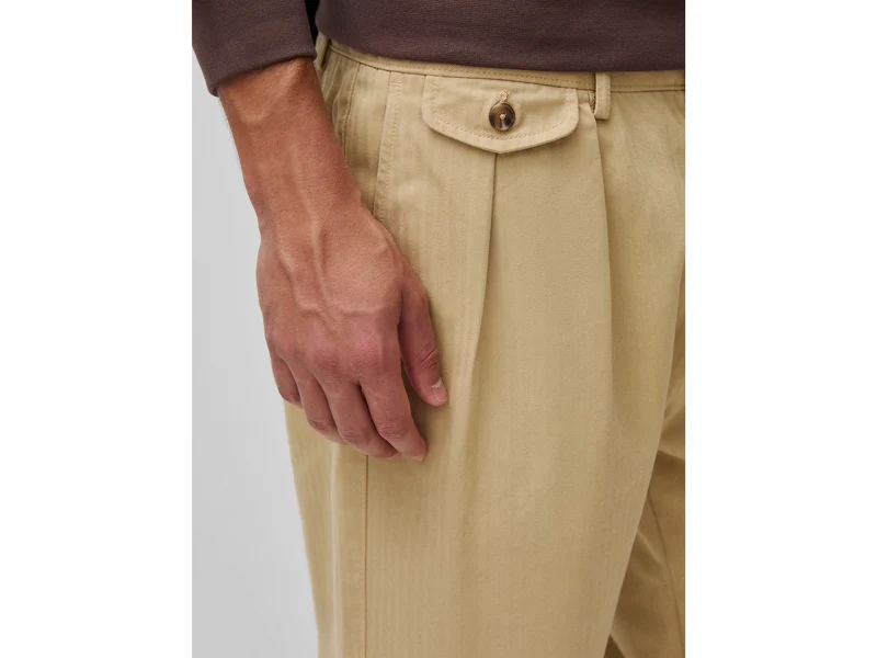 Chino in Regular-Fit aus 100 % Baumwolle