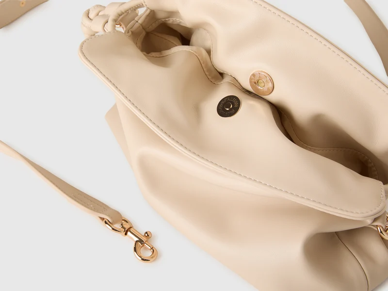Beuteltasche mit Kordelzug