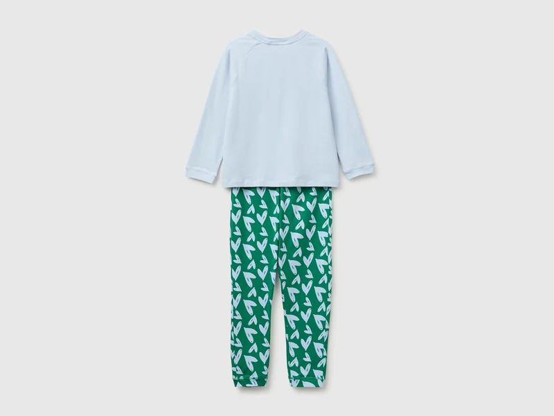 Pyjama mit Logo und gemusterte Hose