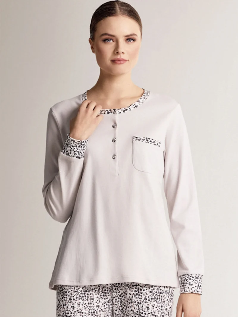 CLUB Pigiama donna in cotone interlock con taschino e pantaloni con stampe - sabbia