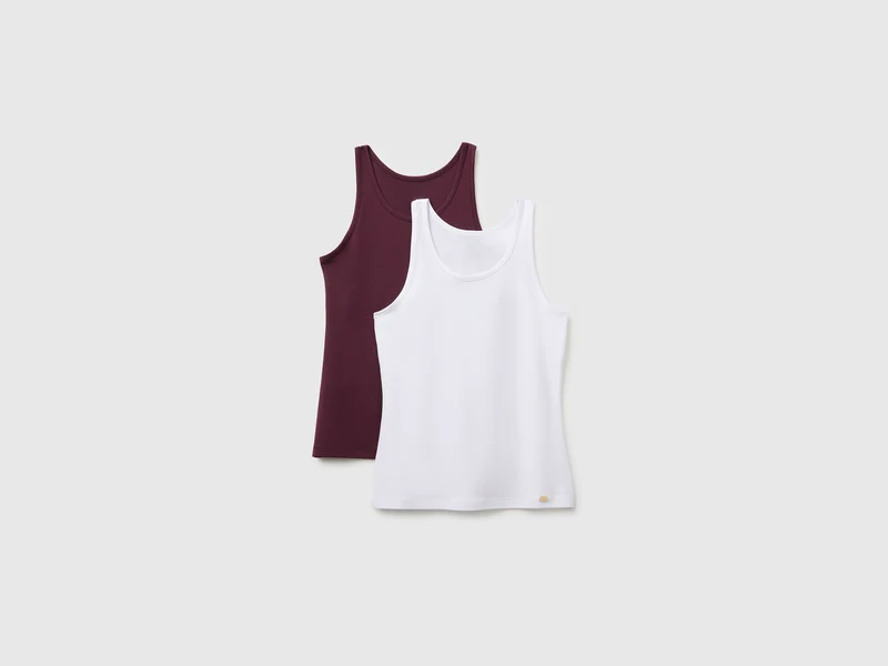 Zwei Tanktops aus Baumwolle und Modal