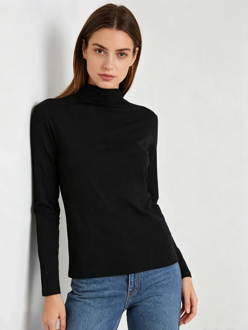 T-shirt donna a maniche lunghe in cotone con collo a lupetto - nero