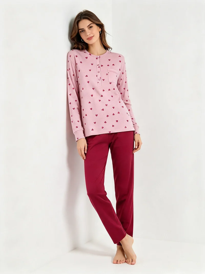 Pigiama lungo da donna in cotone con taschino e stampa cuori - rosa