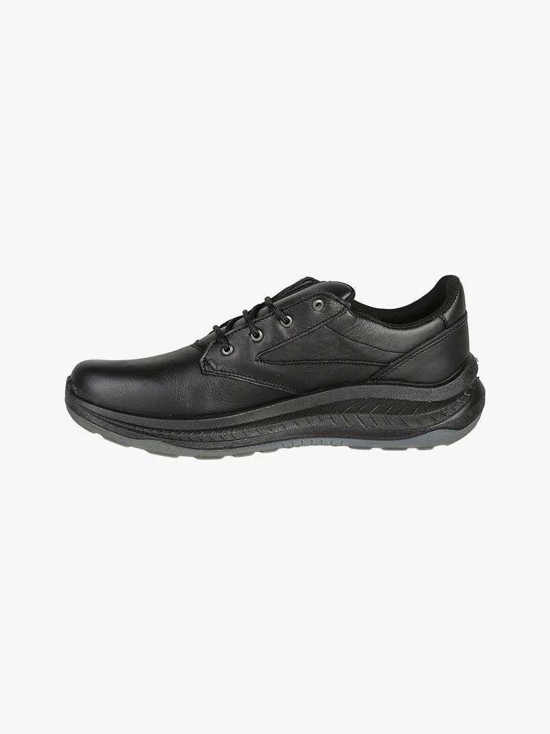 Sneakers da uomo in pelle con lacci - nero
