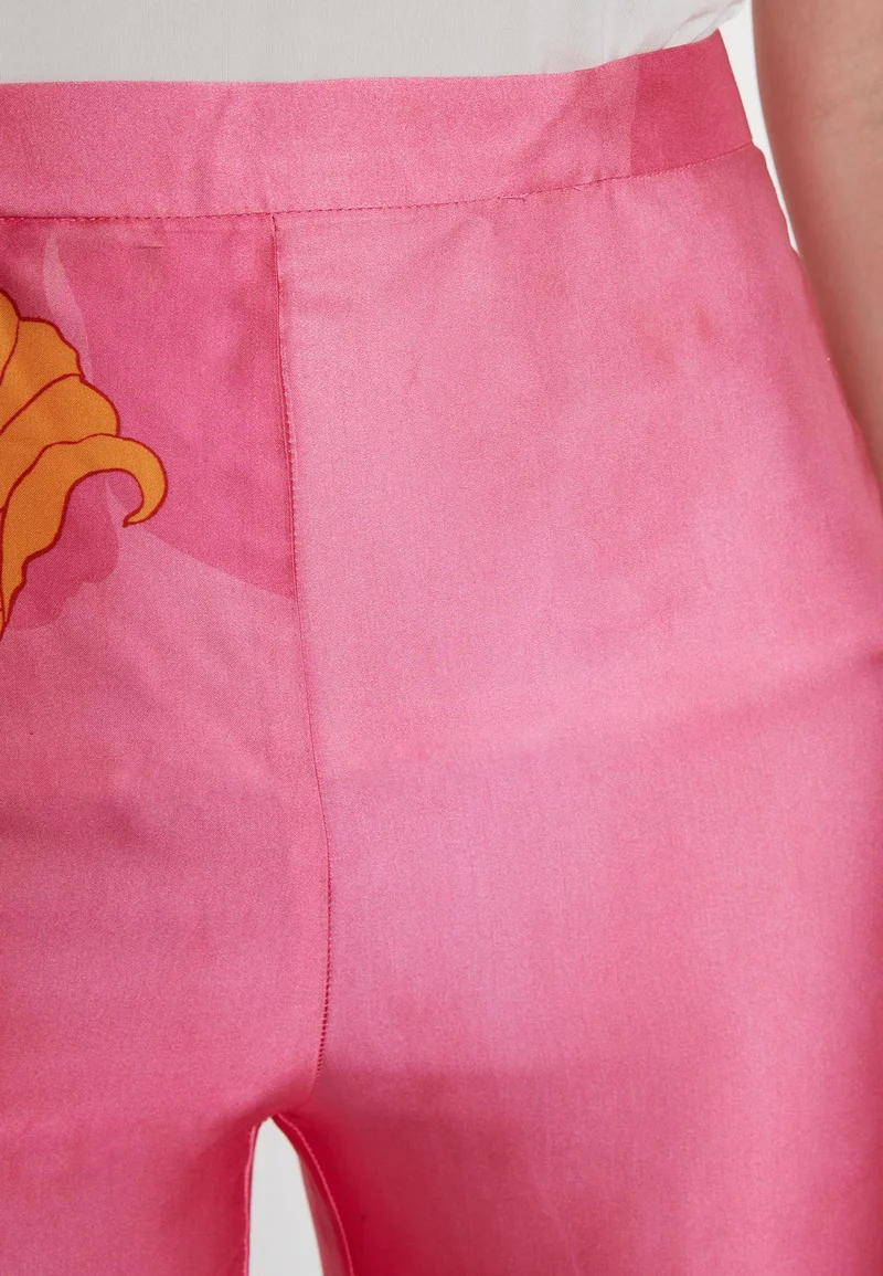 Satinhose Paska