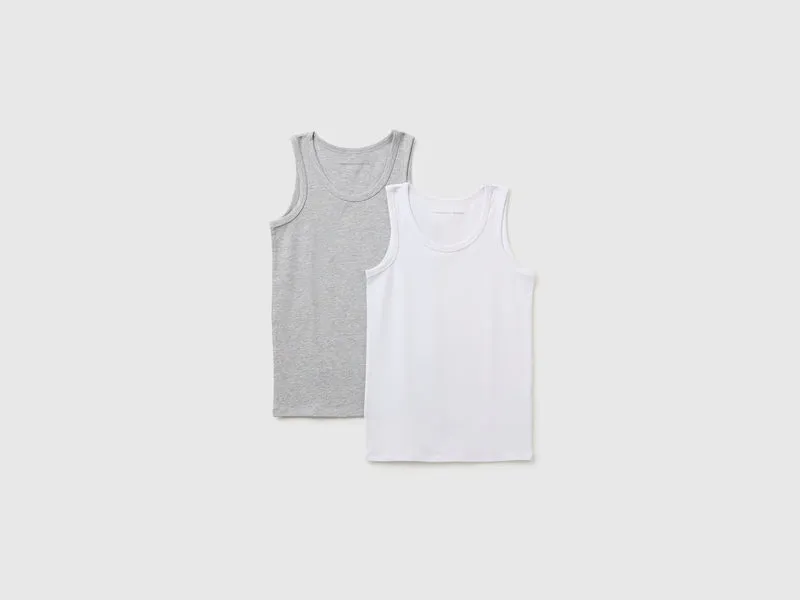 Zwei Tanktops aus Stretch-Baumwolle