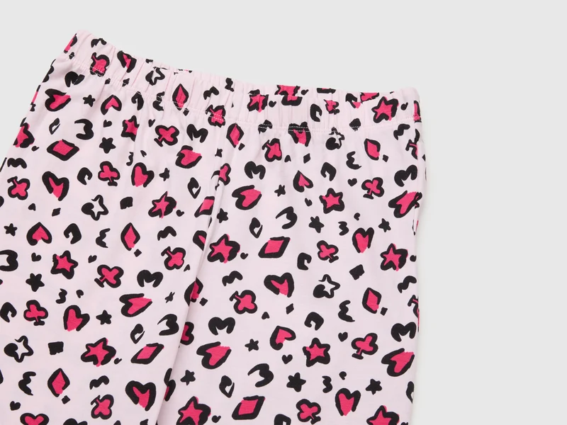 Offener Pyjama mit Tiermuster