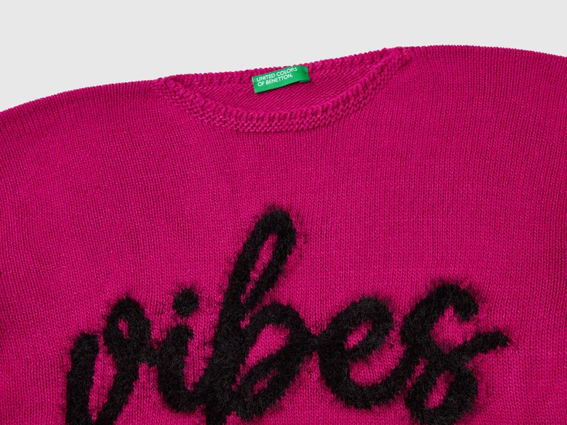 Pullover mit Grafik aus Kunstfell