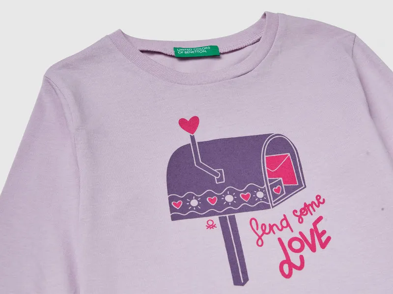 T-Shirt mit normaler Passform und Aufdruck