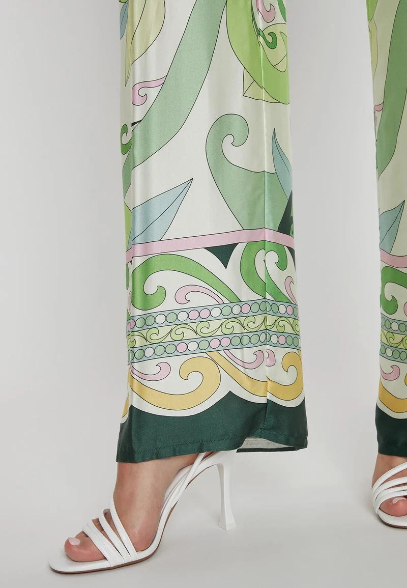 Satinhose Pecosa