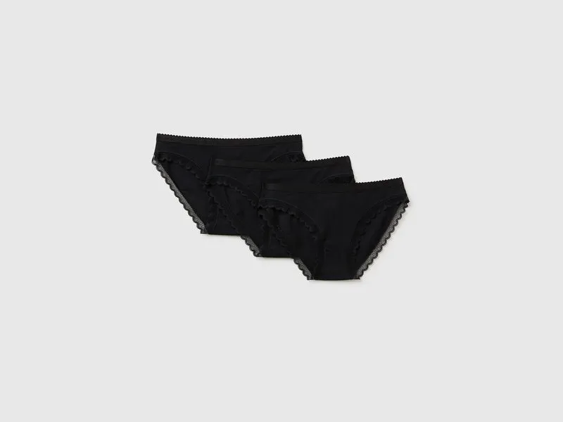 Drei Slips aus Baumwolle und Modal