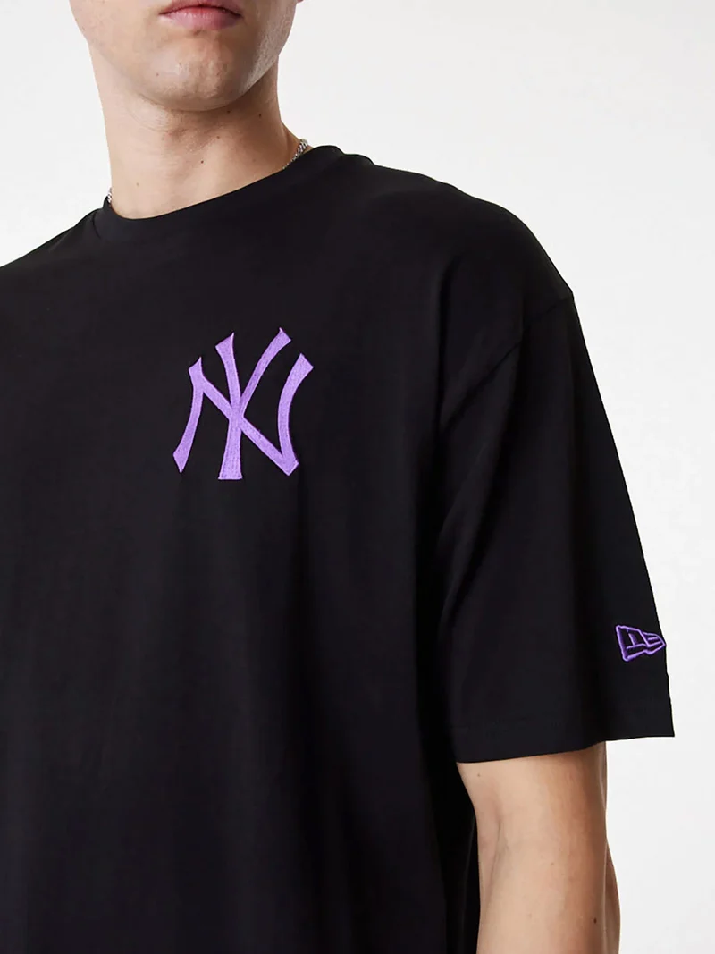 T-shirt unisex manica corta con logo - nero