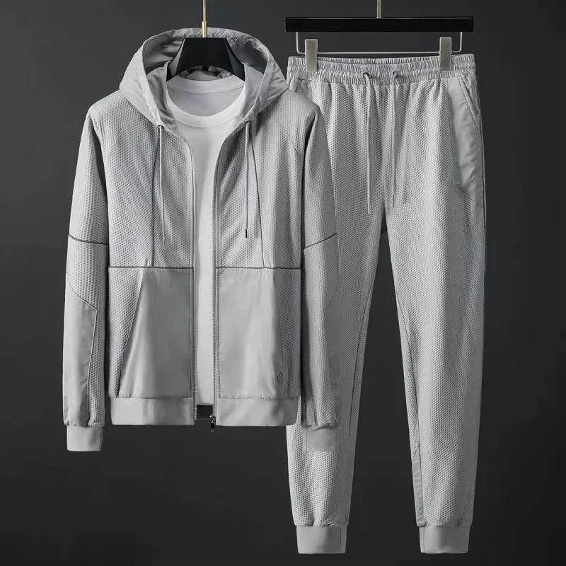 Elegant Men's Tracksuit
