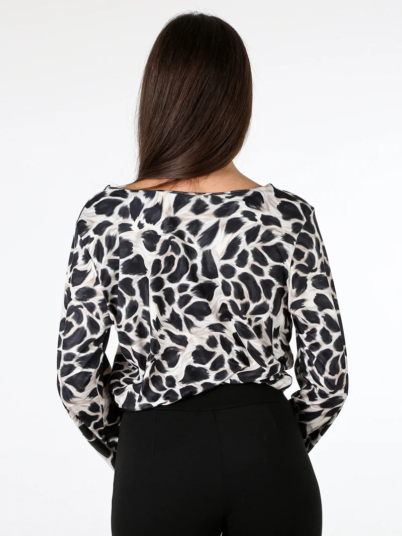 Maglia donna in viscosa a maniche lunghe con stampa - nero