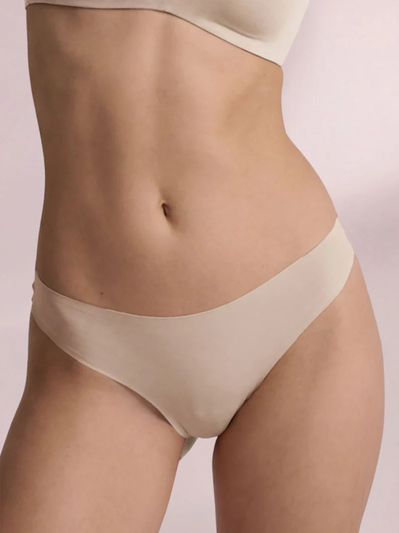 NATURAL FIT 02776 Brasiliana donna mini a taglio vivo - sabbia
