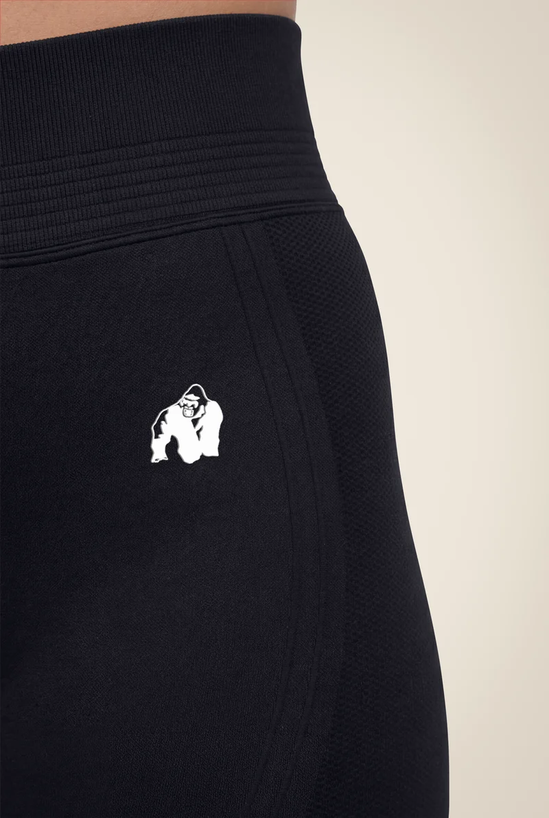 Whitney Seamless Shorts - Black