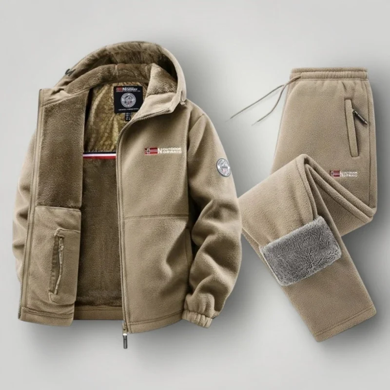 Elegant Fleece Set