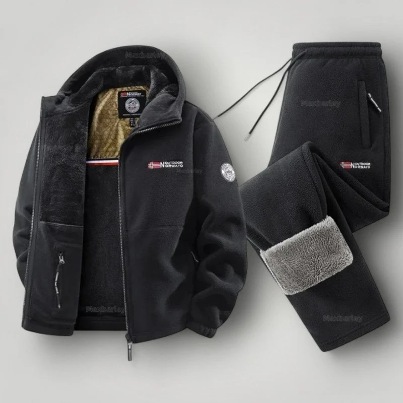 Elegant Fleece Set