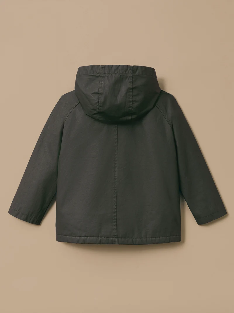 Mädchenjacke aus beschichteter Baumwolle