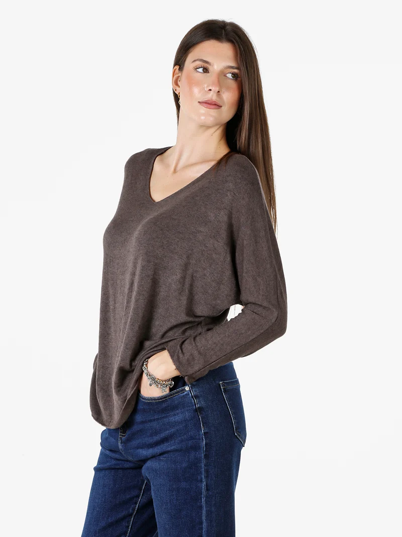 Maglia donna con scollo a V e maniche lunghe a pipistrello - moro