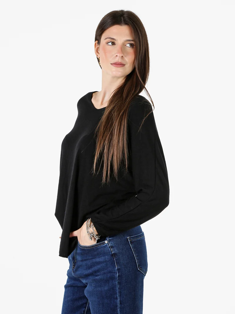 Maglia donna con scollo a V e maniche lunghe a pipistrello - nero